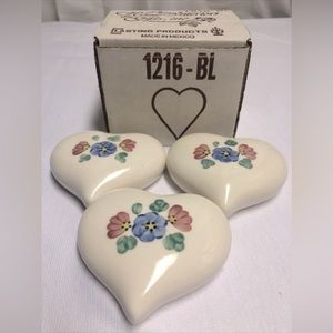 3 Vintage HOMCO Lasting Products Hand Painted Porcelain Flower Hearts 3" X 3.25"